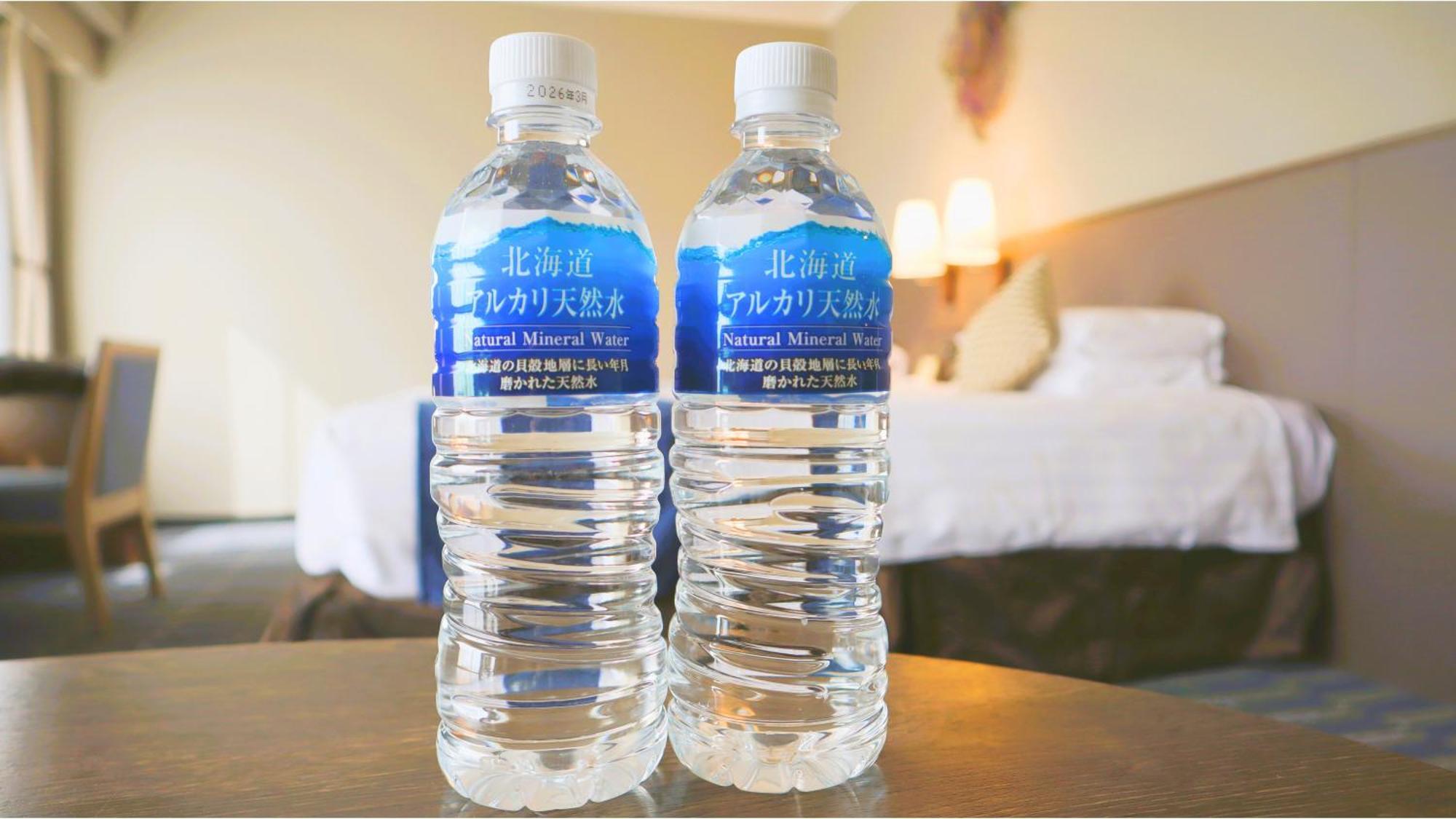 Premier Hotel Nakajima Park Sapporo Exteriör bild Bottled water