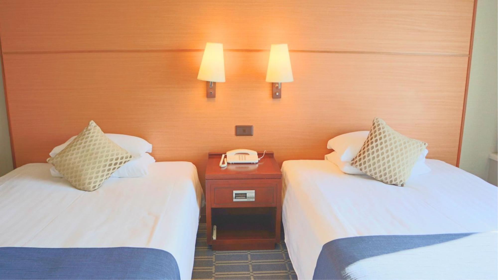 Premier Hotel Nakajima Park Sapporo Exteriör bild A room at the hotel