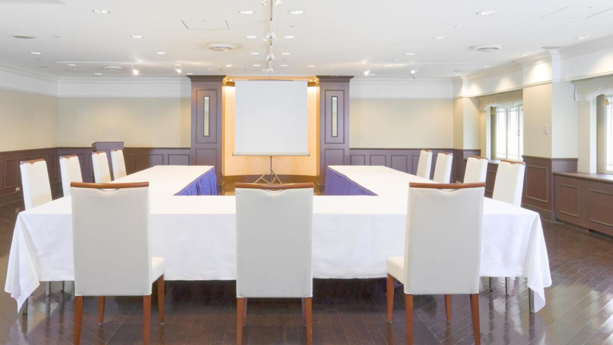 Premier Hotel Nakajima Park Sapporo Exteriör bild The boardroom